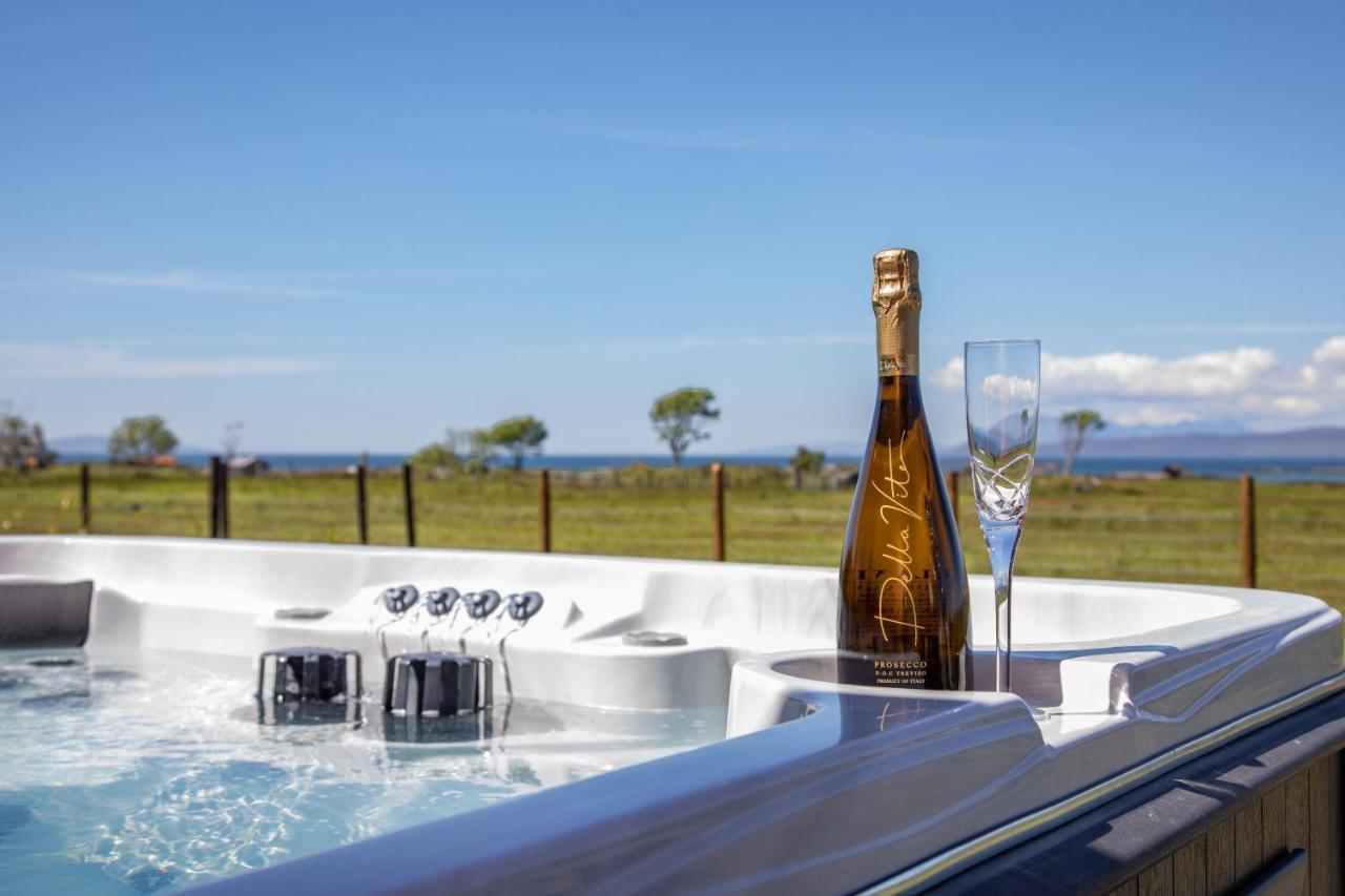 Villa Litua Luxury Self-Catering With Stunning Sea Views Arisaig Exterior foto