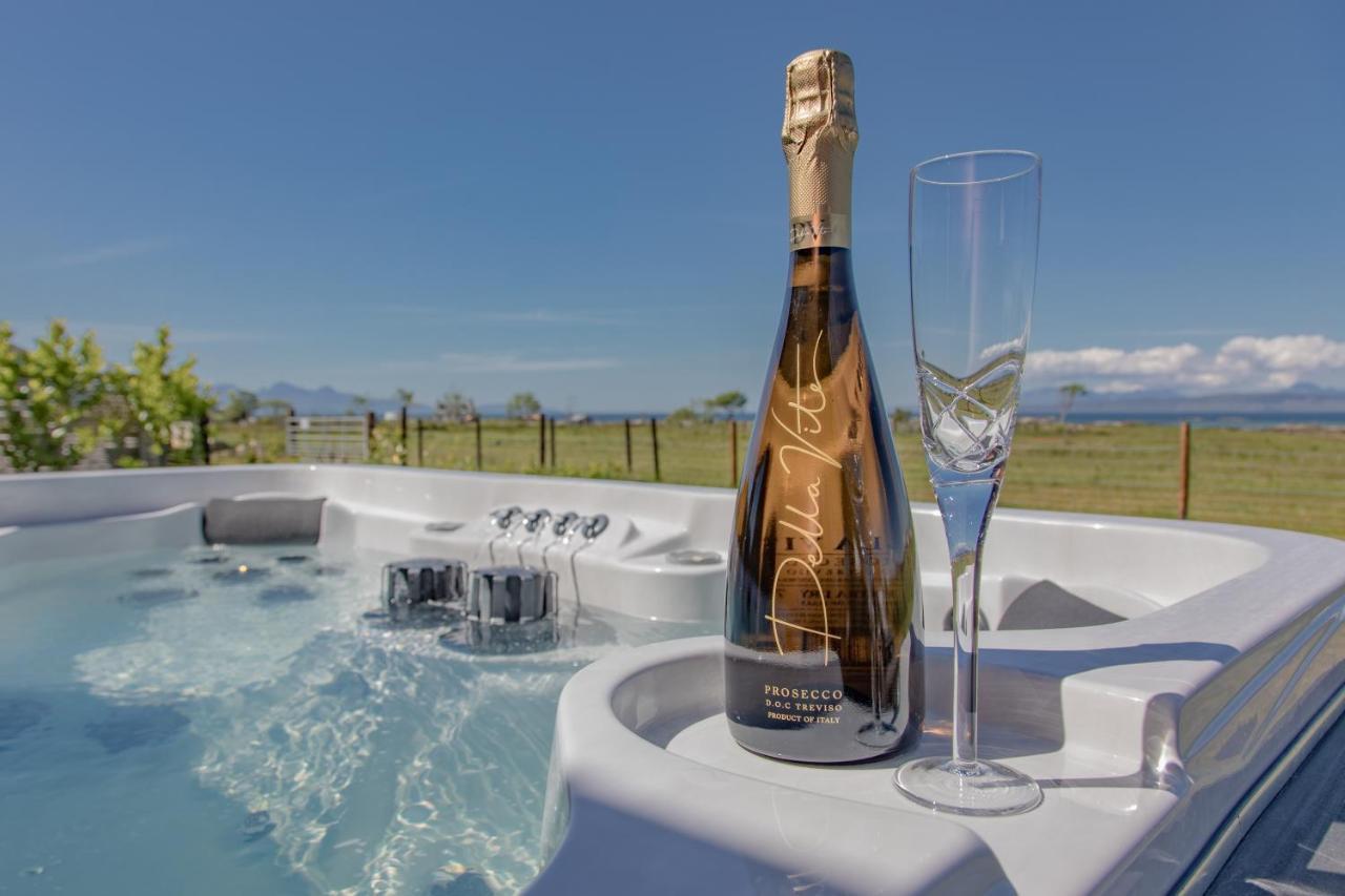 Villa Litua Luxury Self-Catering With Stunning Sea Views Arisaig Exterior foto
